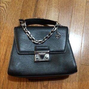 Michael kors crossbody